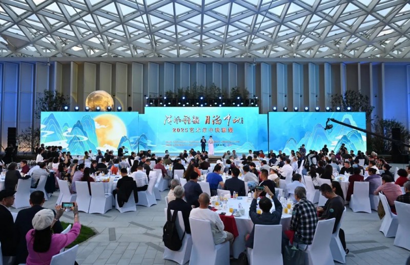 万茗堂以酒为媒融翰墨“清风雅韵 月满中秋”2025中秋雅集圆满落幕(图2)