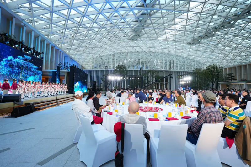 万茗堂以酒为媒融翰墨“清风雅韵 月满中秋”2025中秋雅集圆满落幕(图6)