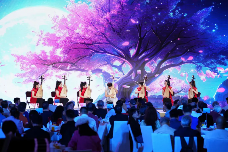 万茗堂以酒为媒融翰墨“清风雅韵 月满中秋”2025中秋雅集圆满落幕(图12)