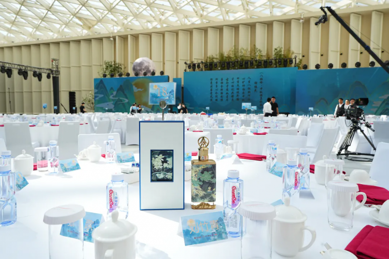 万茗堂以酒为媒融翰墨“清风雅韵 月满中秋”2025中秋雅集圆满落幕(图17)